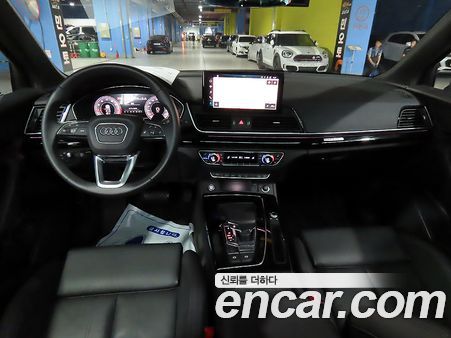 Audi Q5 2024, фото 5