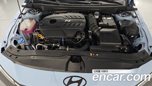 Hyundai Elantra 2024, фото 5