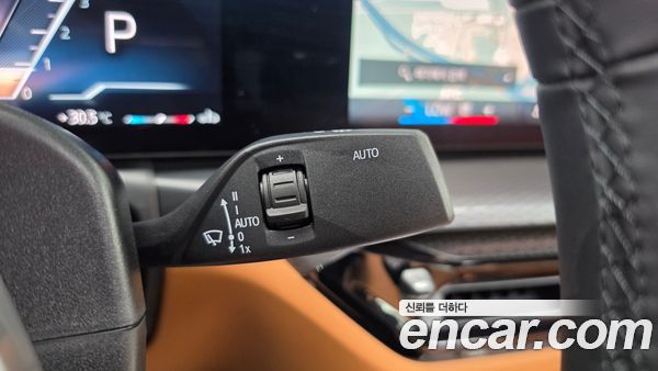BMW 3 Series 2025, фото 26