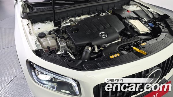 Mercedes-Benz GLB 2022, фото 6