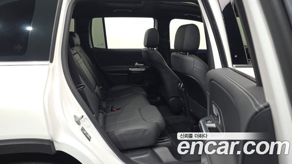 Mercedes-Benz GLB 2022, фото 12