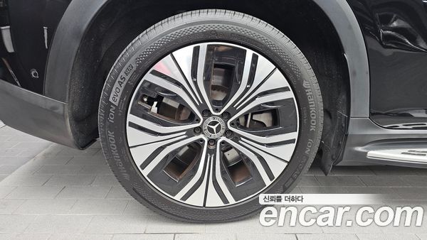 Mercedes-Benz EQE 2023, фото 5