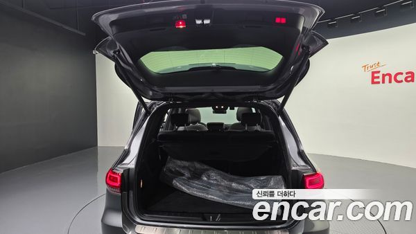 Mercedes-Benz EQB 2024, фото 30