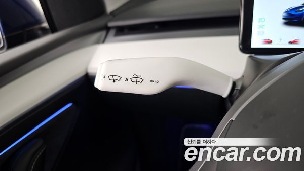 Tesla Model Y 2022, фото 31
