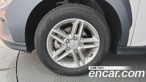 Hyundai Kona 2023, фото 5