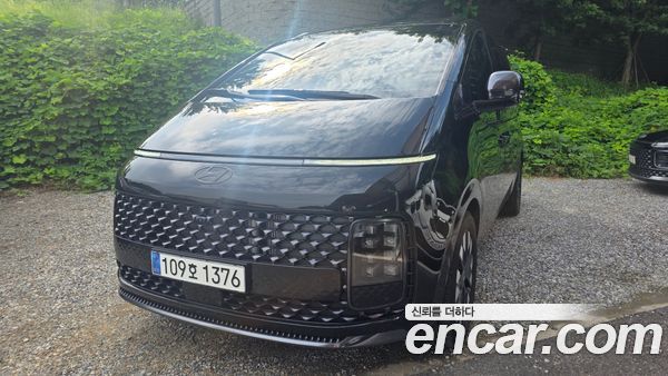 Hyundai Staria 2025
