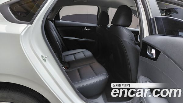 Kia K3 2023, фото 18
