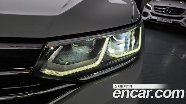 Volkswagen Tiguan 2023, фото 8