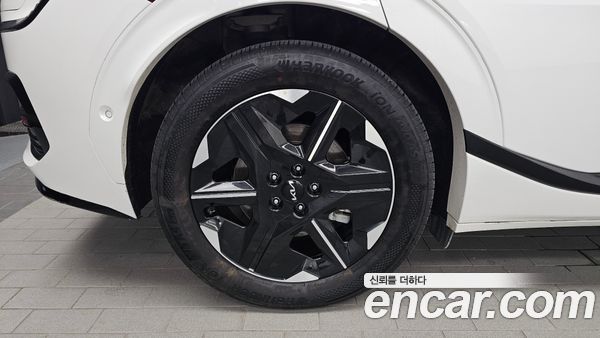 Kia EV6 2025, фото 5