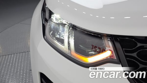 Land Rover Discovery Sport 2024, фото 8