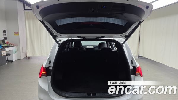 Hyundai Santa Fe 2023, фото 25