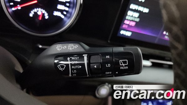 Kia Carnival 2023, фото 28