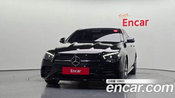 Mercedes-Benz E-Class 2023, фото 3
