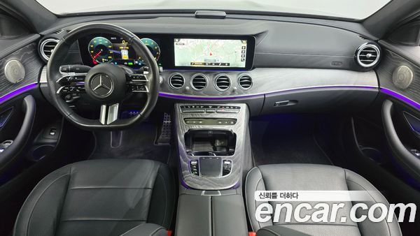 Mercedes-Benz E-Class 2023, фото 7
