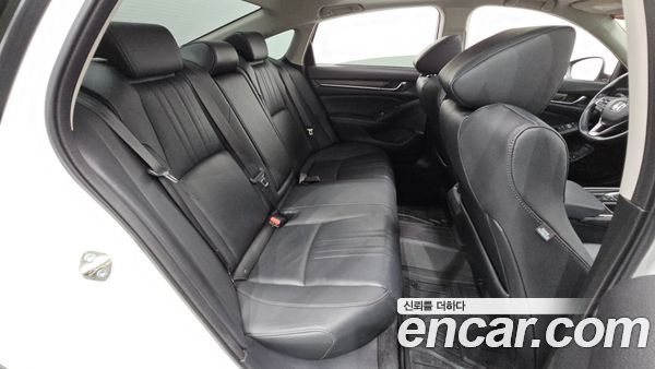 Honda Accord 2020, фото 17