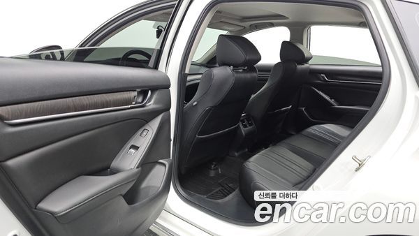 Honda Accord 2020, фото 16
