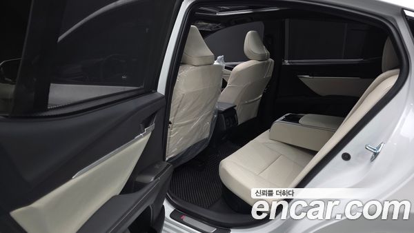 Toyota Camry 2026, фото 16