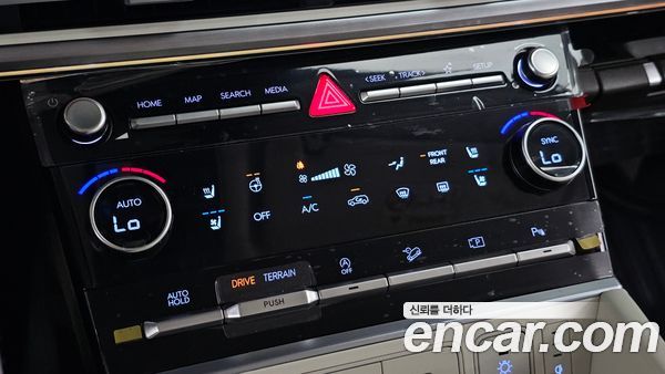 Hyundai Santa Fe 2025, фото 26