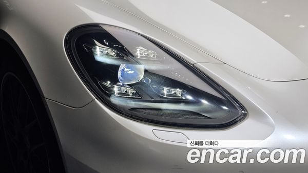 Porsche Panamera 2020, фото 8