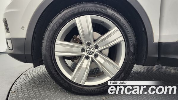 Volkswagen Tiguan 2020, фото 5