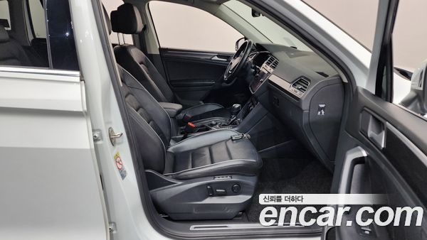 Volkswagen Tiguan 2020, фото 16