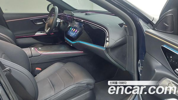 Mercedes-Benz E-Class 2024, фото 9