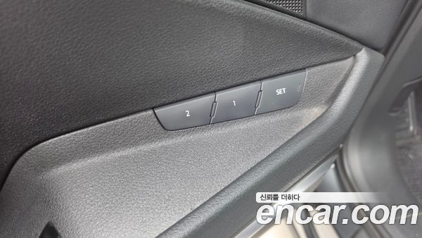 Audi e-tron 2022, фото 29
