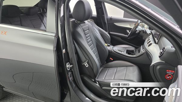 Mercedes-Benz E-Class 2021, фото 16