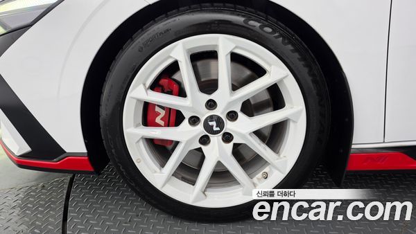 Hyundai Elantra 2025, фото 5