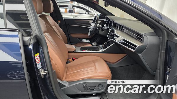 Audi A7 2023, фото 16