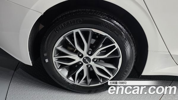 Kia K5 2023, фото 4