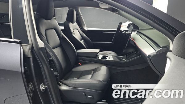 Tesla Model Y 2024, фото 15