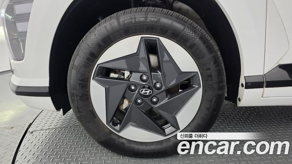 Hyundai Kona 2025, фото 5