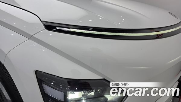 Hyundai Kona 2025, фото 8