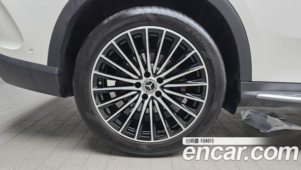 Mercedes-Benz GLC 2023, фото 5