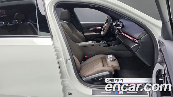 BMW 5 Series 2026, фото 15