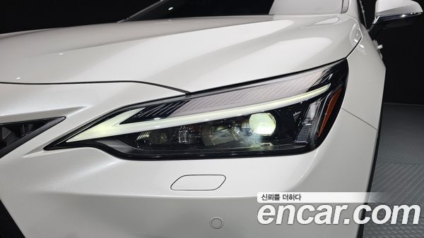 Lexus NX 2025, фото 8