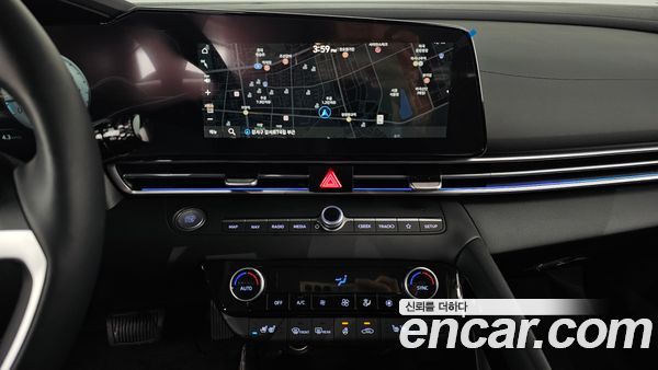 Hyundai Elantra 2024, фото 20