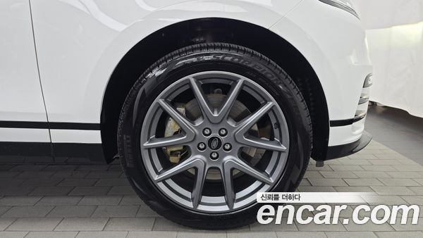 Land Rover Range Rover Velar 2022, фото 5