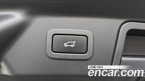 Land Rover Range Rover Velar 2022, фото 35