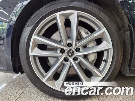 Audi A7 2022, фото 5