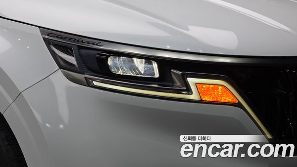 Kia Carnival 2023, фото 8