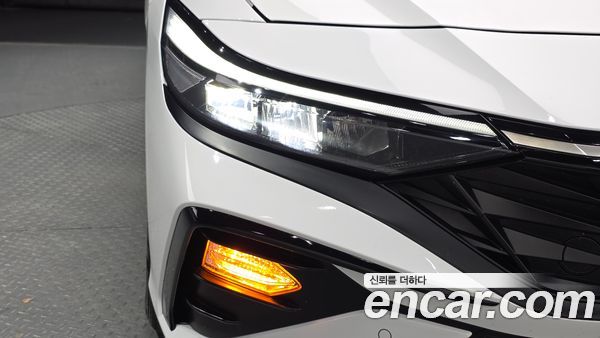 Hyundai Elantra 2024, фото 7