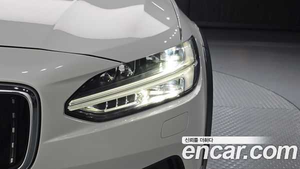 Volvo V90 2020, фото 8