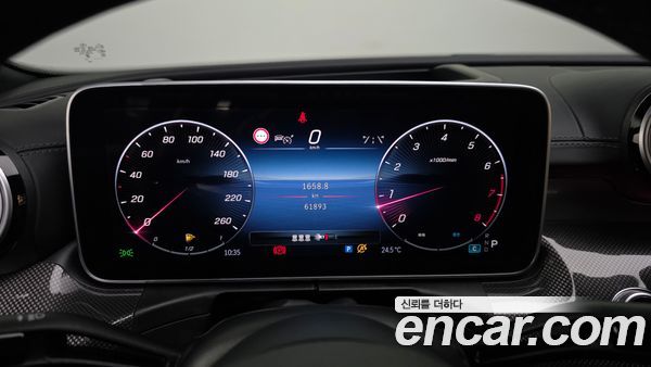 Mercedes-Benz C-Class 2023, фото 8