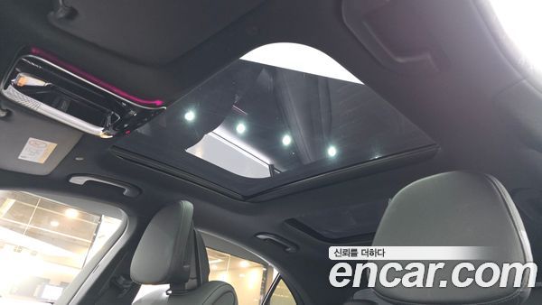 Mercedes-Benz C-Class 2023, фото 19