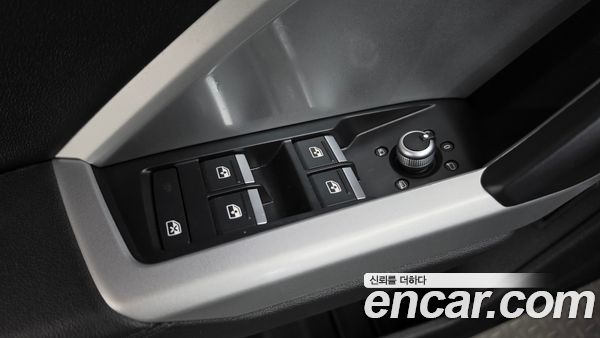 Audi Q3 2023, фото 18