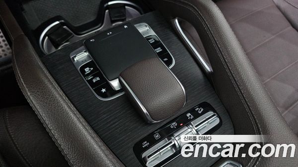 Mercedes-Benz GLS 2020, фото 31