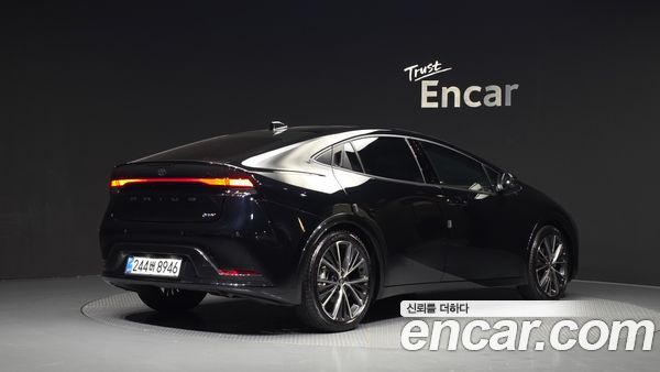 Toyota Prius 2026, фото 2