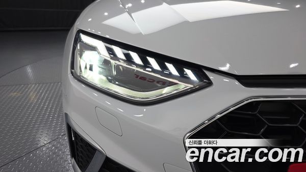 Audi A4 2021, фото 8